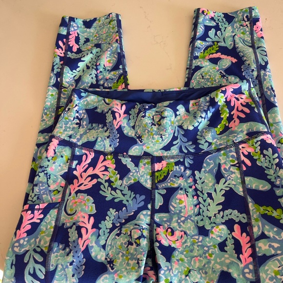 Lilly Pulitzer S luxletic Patterned with blue and pink Leggings - Picture 1 of 9